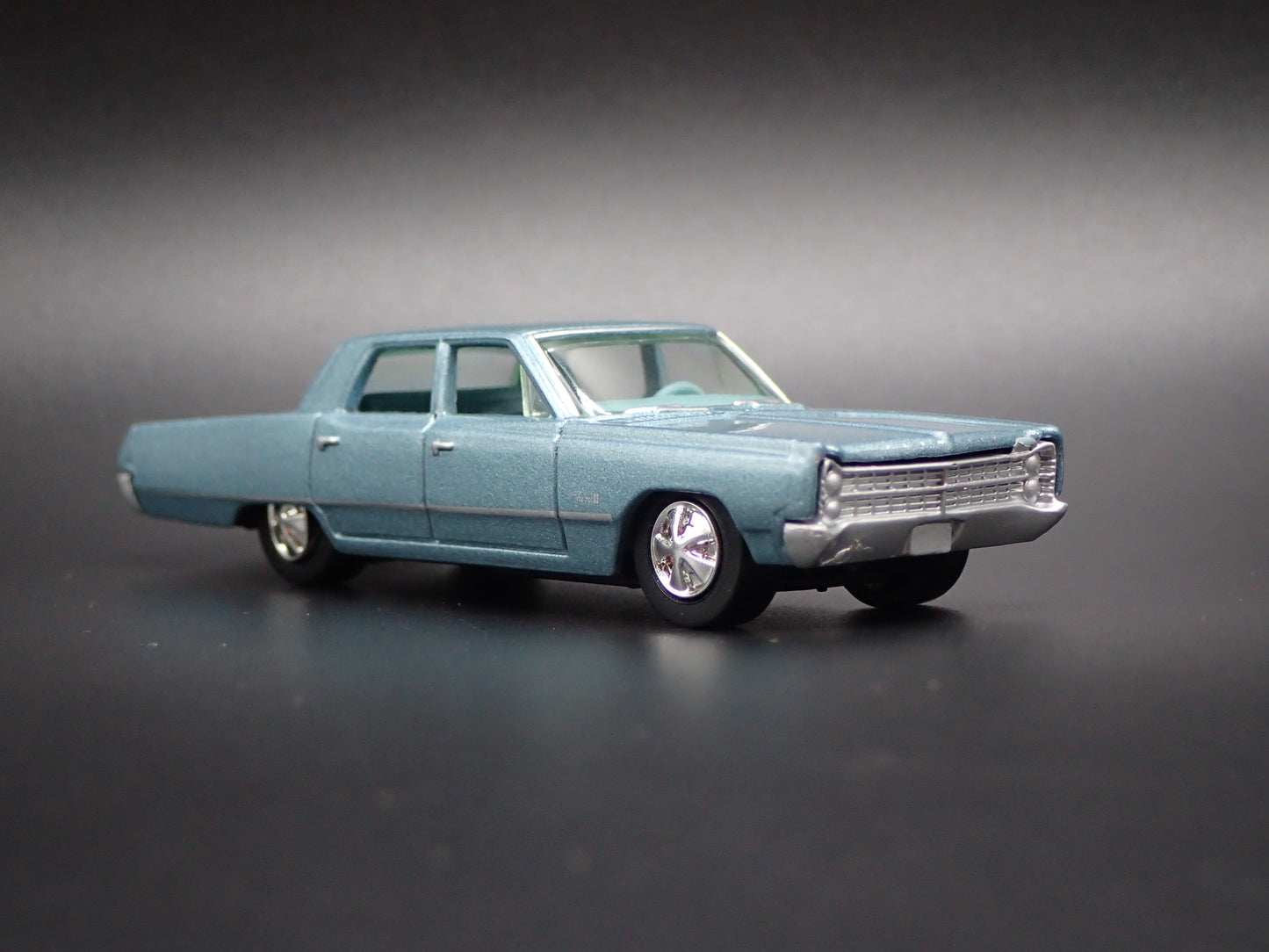 1967 67 PLYMOUTH FURY 4 FOUR DOOR BLUE 1/64 SCALE DIORAMA DIECAST MODEL CAR