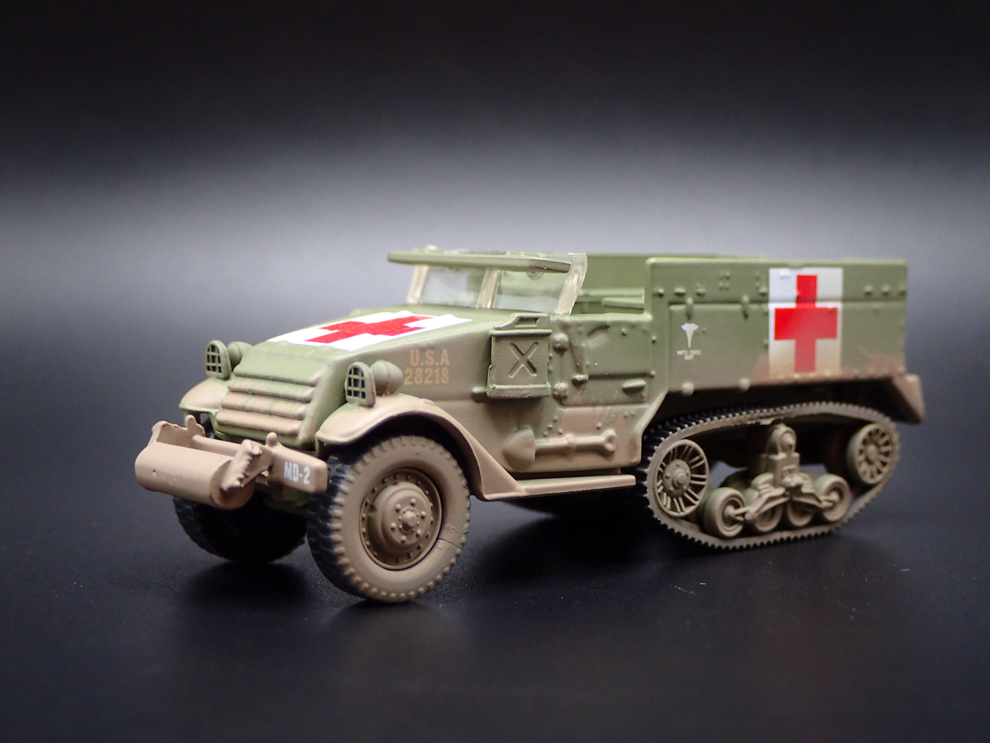 WWII M2A1 HALF TRACK TANK ARMY MILITARY GREEN 1:87 SCALE DIECAST MODEL CAR