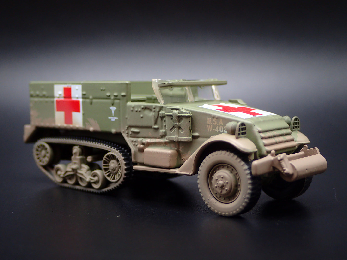 WWII M2A1 HALF TRACK TANK ARMY MILITARY GREEN 1:87 SCALE DIECAST MODEL CAR