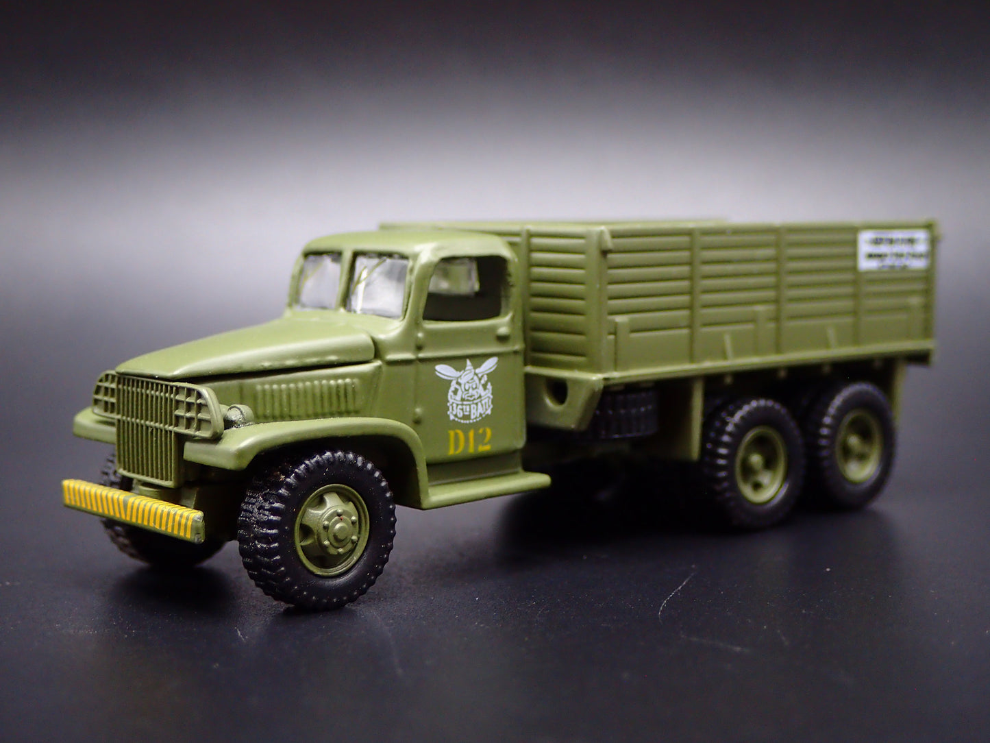 WWII GMC CCKW 6X6 TRUCK MILITARY SEABEES 1:87 SCALE DIORAMA DIECAST MODEL CAR