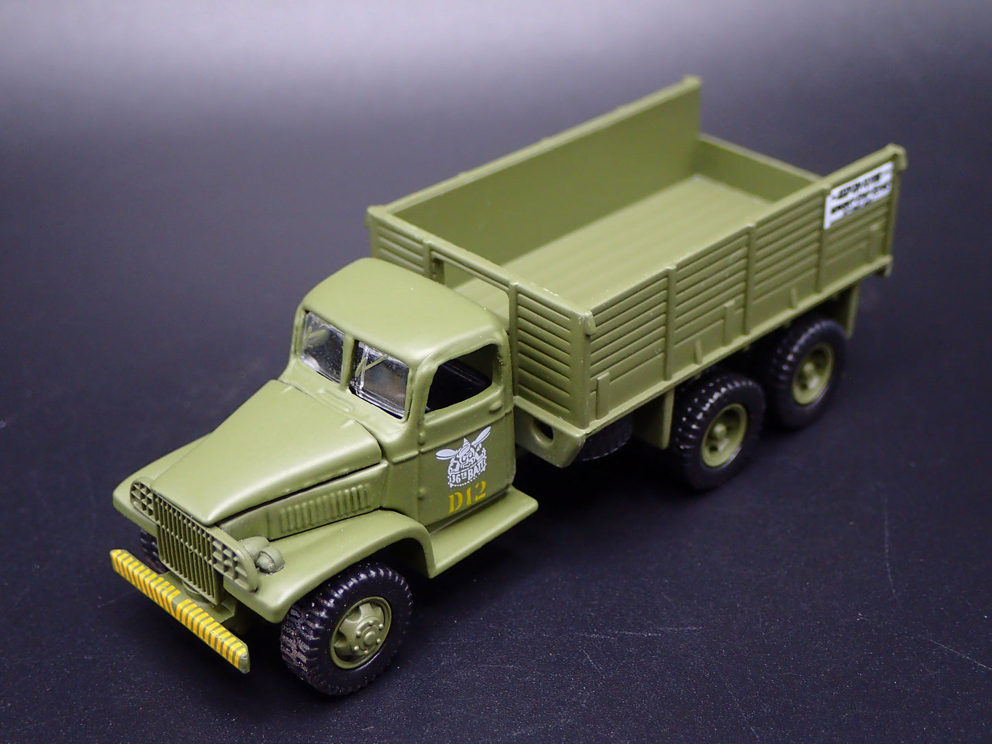 WWII GMC CCKW 6X6 TRUCK MILITARY SEABEES 1:87 SCALE DIORAMA DIECAST MODEL CAR
