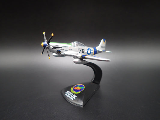 NORTH AMERICAN P-51D MUSTANG PLANE ARMY MILITARY MOONBEAM MCSWINE 1:144 SCALE DIECAST