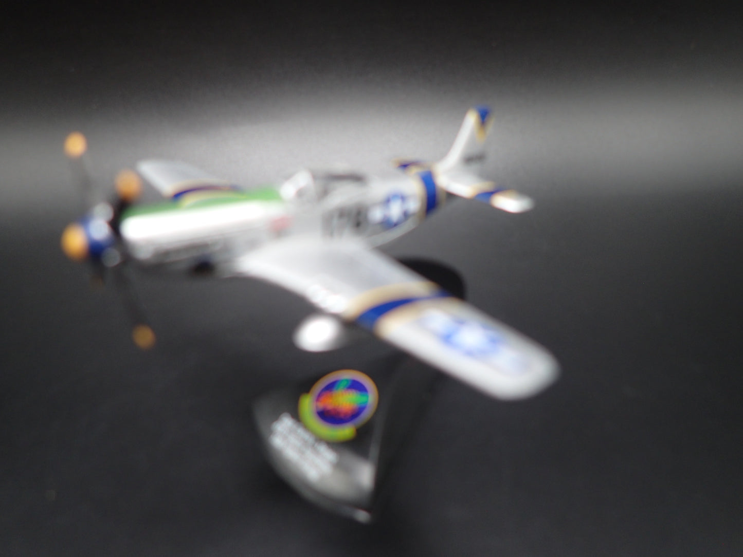 NORTH AMERICAN P-51D MUSTANG PLANE ARMY MILITARY MOONBEAM MCSWINE 1:144 SCALE DIECAST