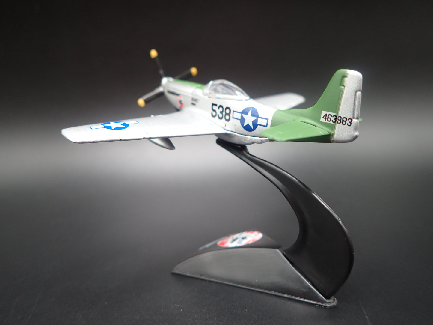 NORTH AMERICAN P-51D MUSTANG PLANE ARMY MILITARY NAGOYA 1:144 SCALE DIECAST