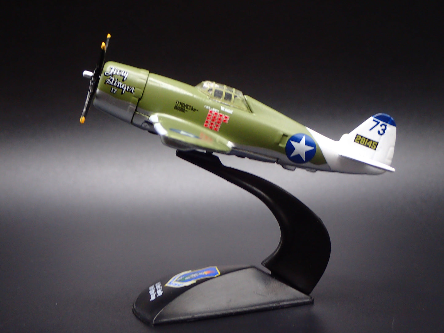 WWII REPUBLIC P47D THUNDERBOLT RAZORBACK PLANE MILITARY 1:144 DIECAST MODEL
