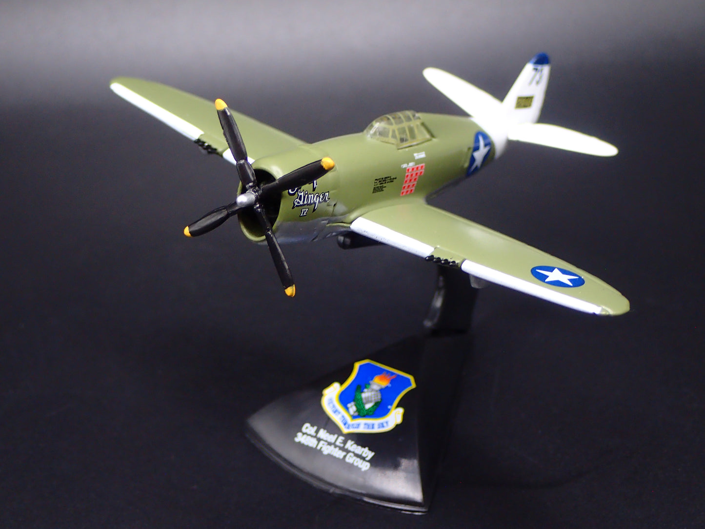 WWII REPUBLIC P47D THUNDERBOLT RAZORBACK PLANE MILITARY 1:144 DIECAST MODEL