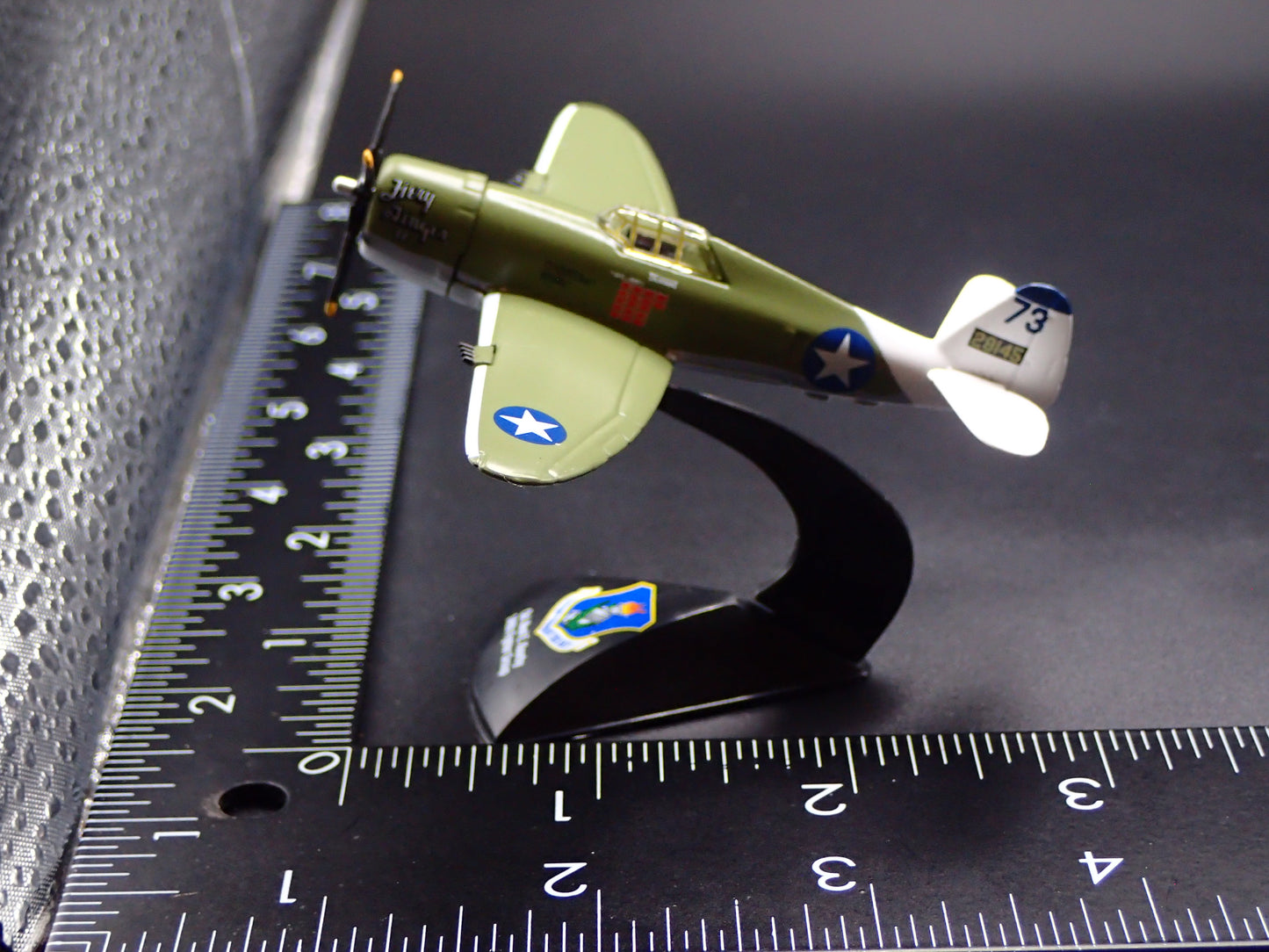 WWII REPUBLIC P47D THUNDERBOLT RAZORBACK PLANE MILITARY 1:144 DIECAST MODEL