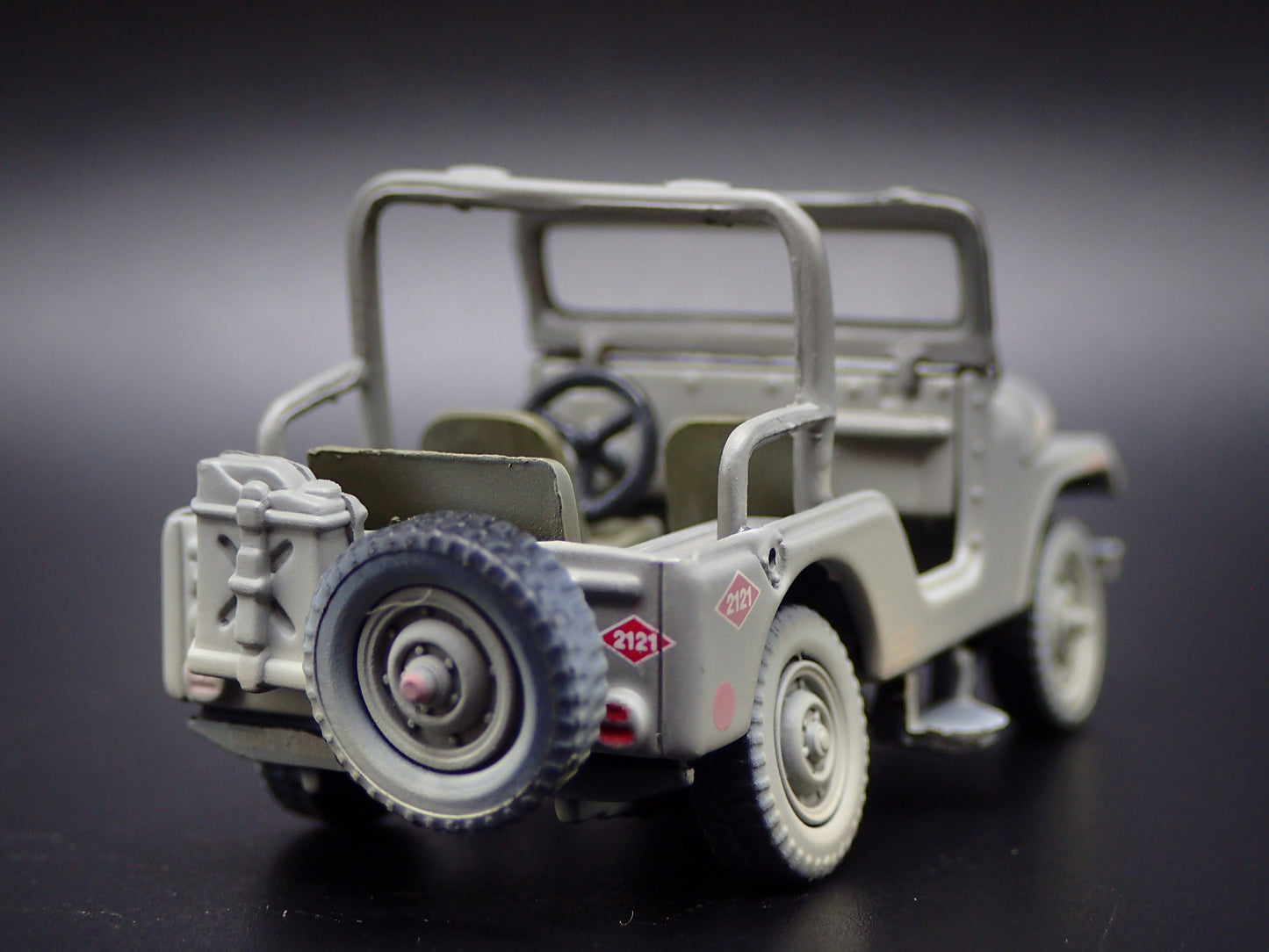M38A1 JEEP ARMY US ARMY VIETNAM DIRTY 1:64 SCALE DIORAMA DIECAST MODEL CAR