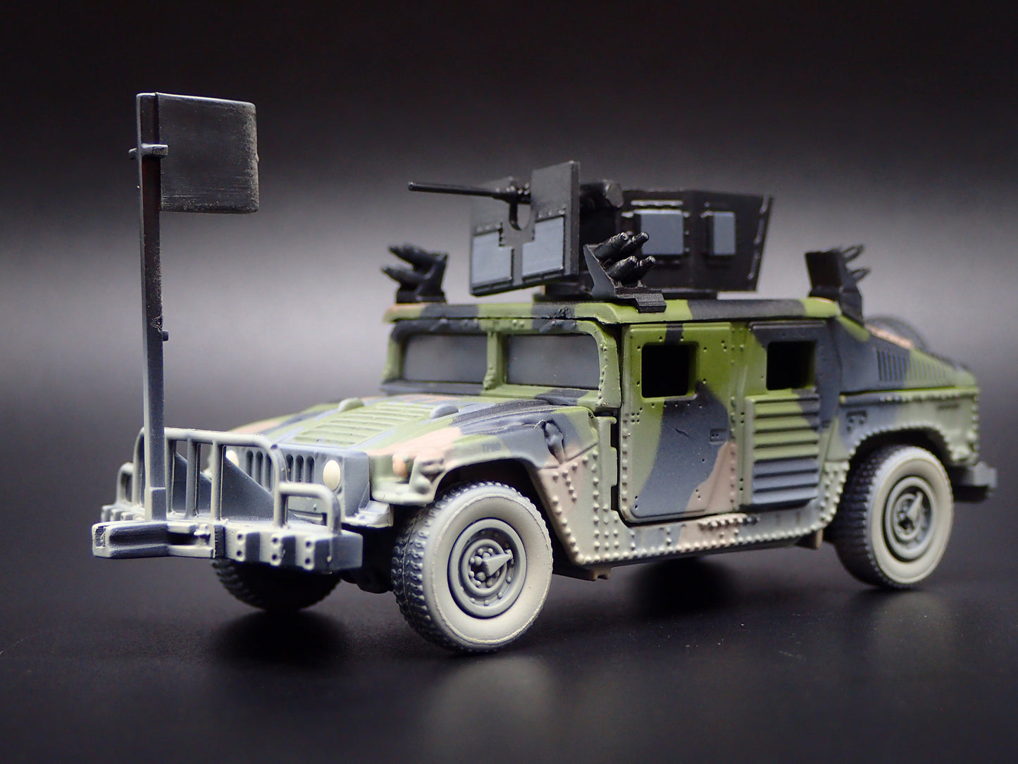 H1 M1114 HA HMMWV HUMVEE ARMORED MILITARY DIRTY 1:64 SCALE DIECAST MODEL CAR