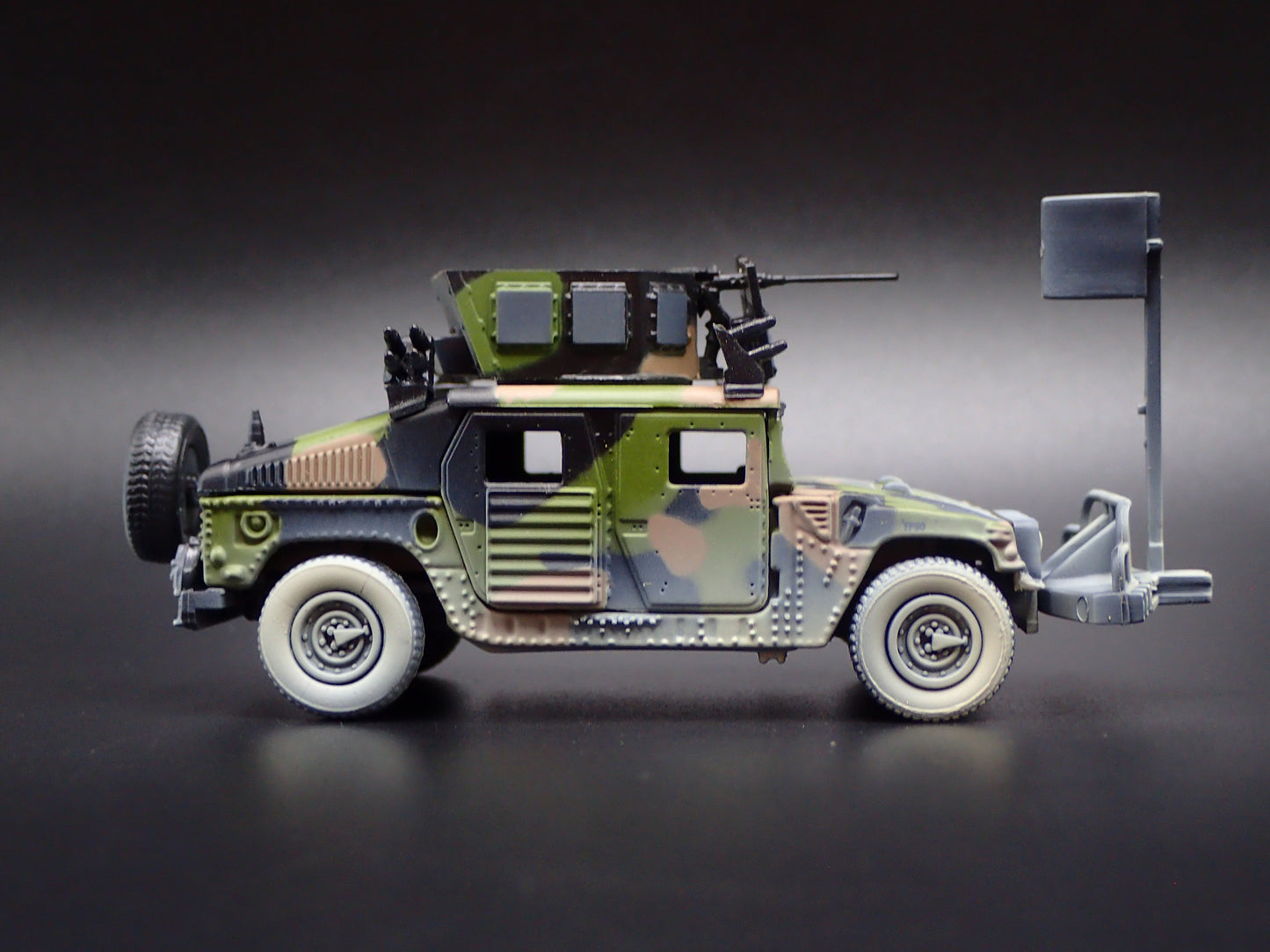 H1 M1114 HA HMMWV HUMVEE ARMORED MILITARY DIRTY 1:64 SCALE DIECAST MODEL CAR