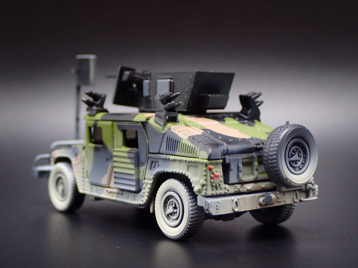 H1 M1114 HA HMMWV HUMVEE ARMORED MILITARY DIRTY 1:64 SCALE DIECAST MODEL CAR