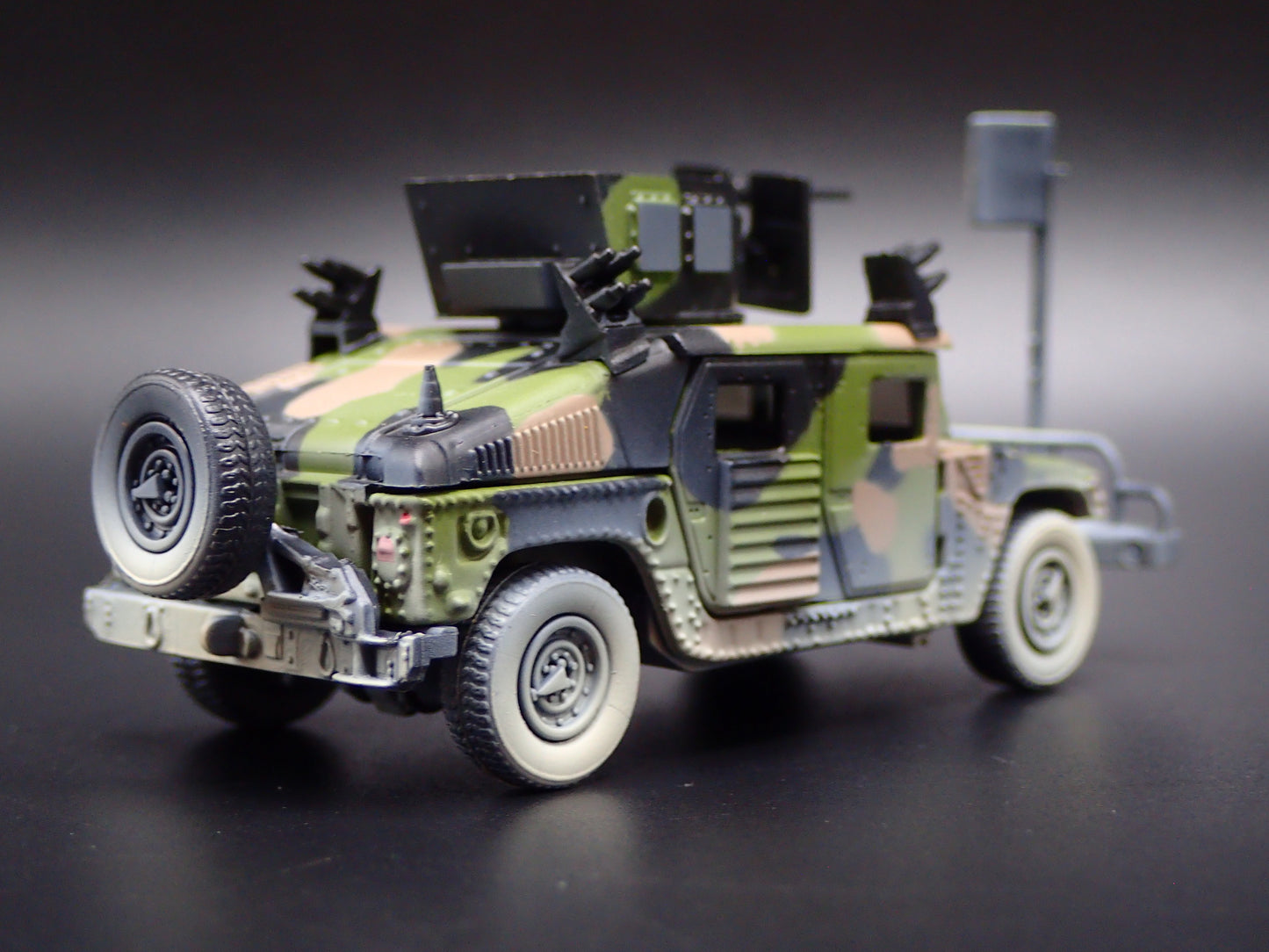 H1 M1114 HA HMMWV HUMVEE ARMORED MILITARY DIRTY 1:64 SCALE DIECAST MODEL CAR