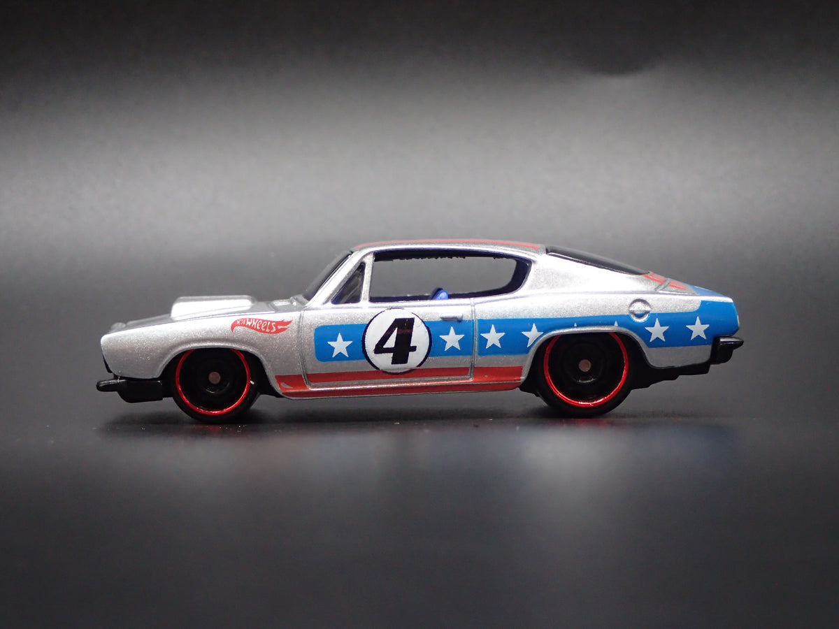 1968 68 PLYMOUTH BARRACUDA CUDA FASTBACK 1/64 SCALE DIORAMA DIECAST MODEL CAR