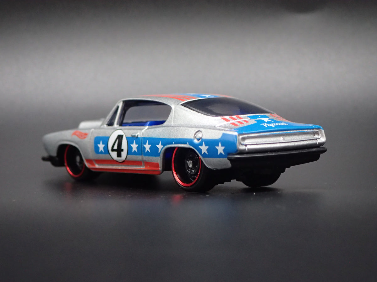 1968 68 PLYMOUTH BARRACUDA CUDA FASTBACK 1/64 SCALE DIORAMA DIECAST MODEL CAR