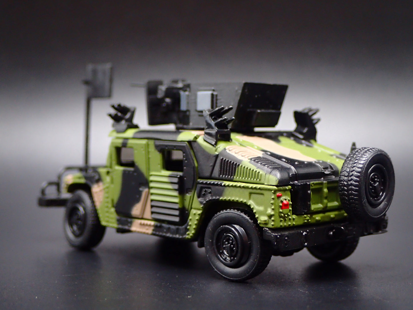 H1 M1114 HA HMMWV HUMVEE ARMORED MILITARY CAMO 1:64 SCALE DIECAST MODEL CAR