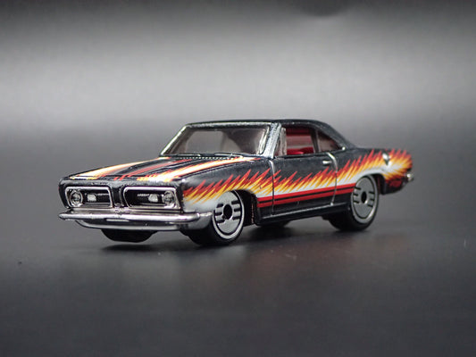 1968 68 PLYMOUTH BARRACUDA FORMULA S 1:64 SCALE COLLECTIBLE DIECAST MODEL CAR