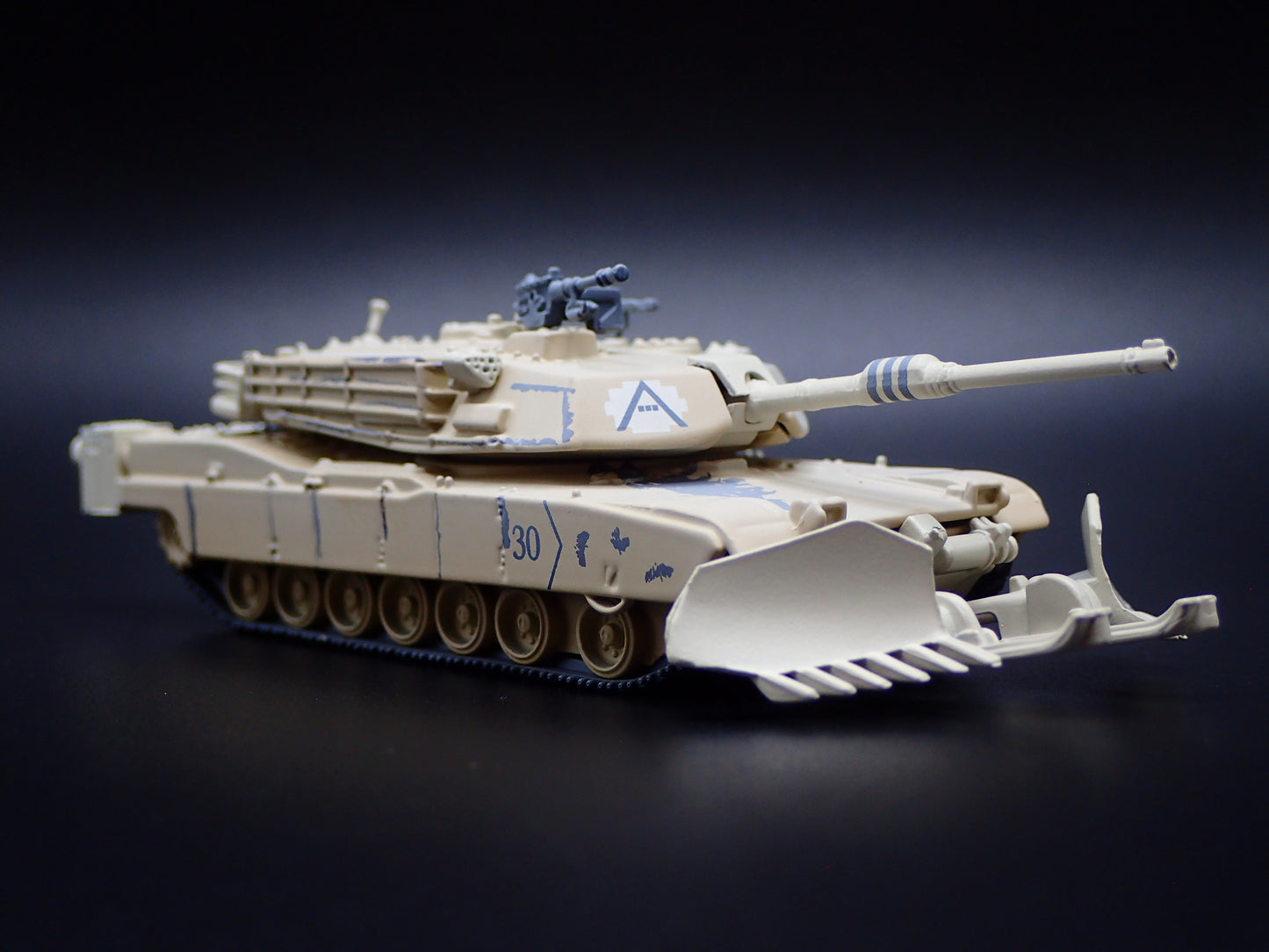 M1A1 ABRAMS TANK MILITARY DESERT STORM 1:100 SCALE DIORAMA DIECAST MODEL CAR