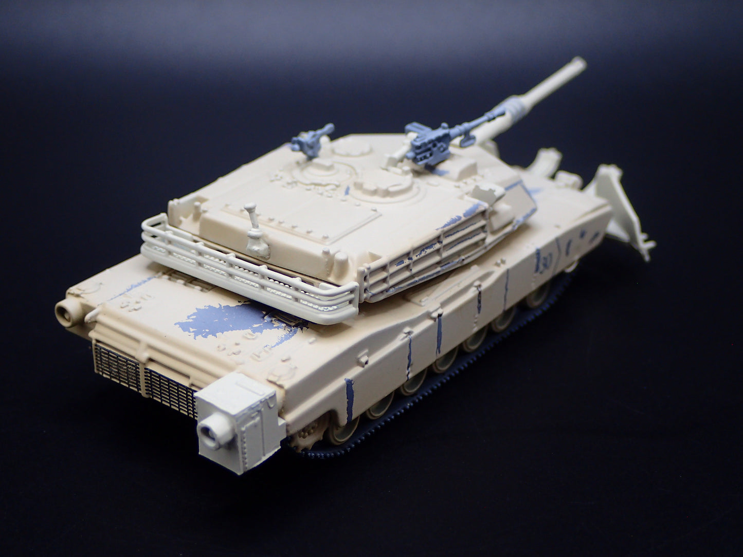 M1A1 ABRAMS TANK MILITARY DESERT STORM 1:100 SCALE DIORAMA DIECAST MODEL CAR