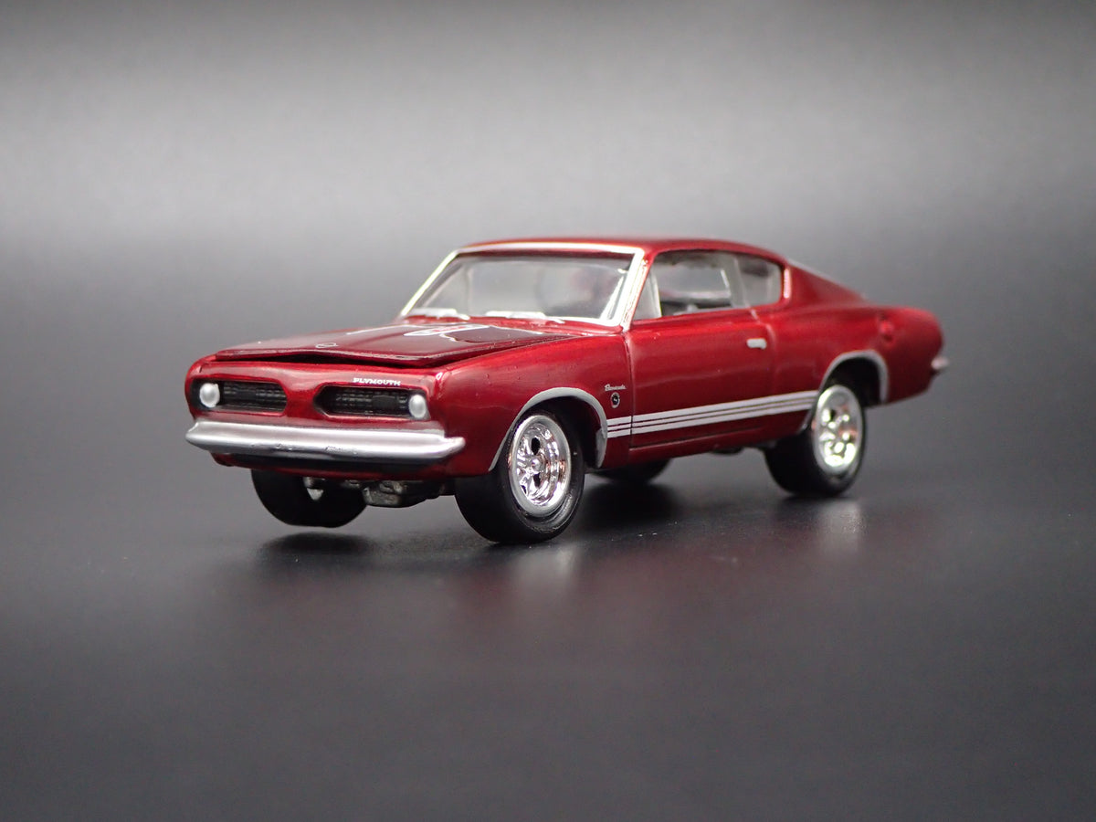 1968 68 PLYMOUTH BARRACUDA CUDA FASTBACK 1/64 SCALE DIORAMA DIECAST MODEL CAR