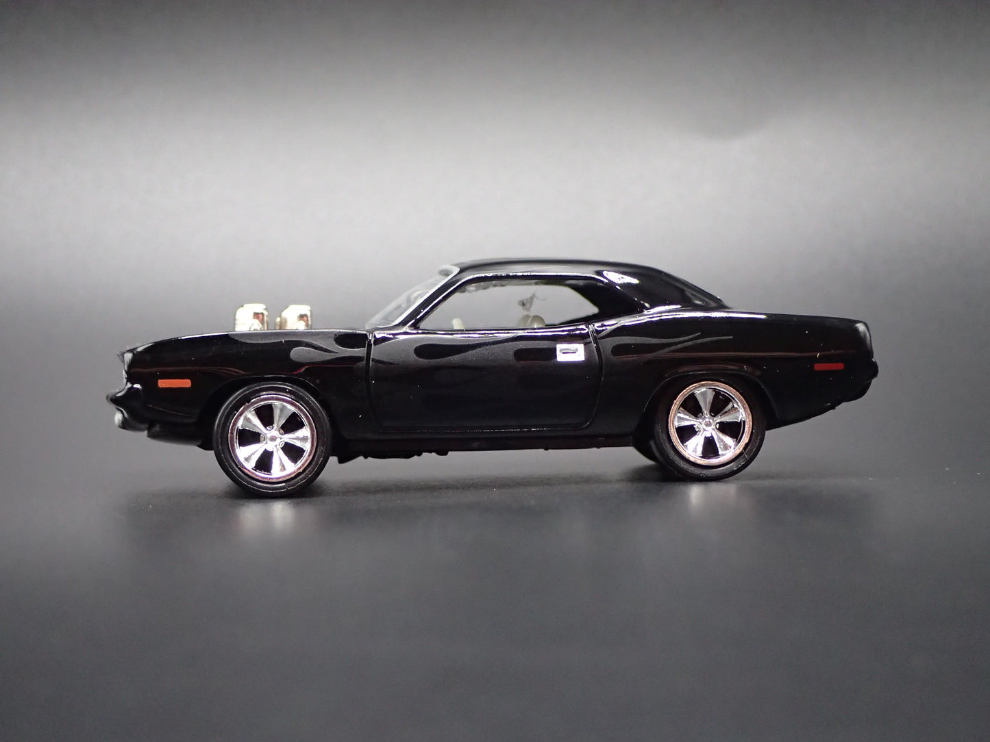 1970 70 PLYMOUTH CUDA 340 BLACK 1:64 SCALE COLLECTIBLE DIECAST MODEL CAR