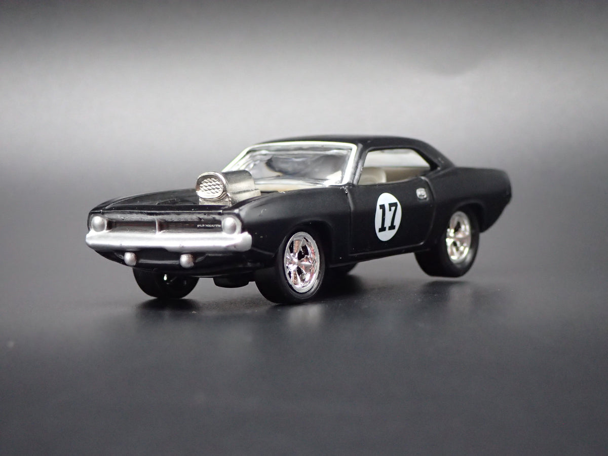 1970 70 PLYMOUTH HEMI CUDA BLACK 1:64 SCALE COLLECTIBLE DIECAST MODEL CAR