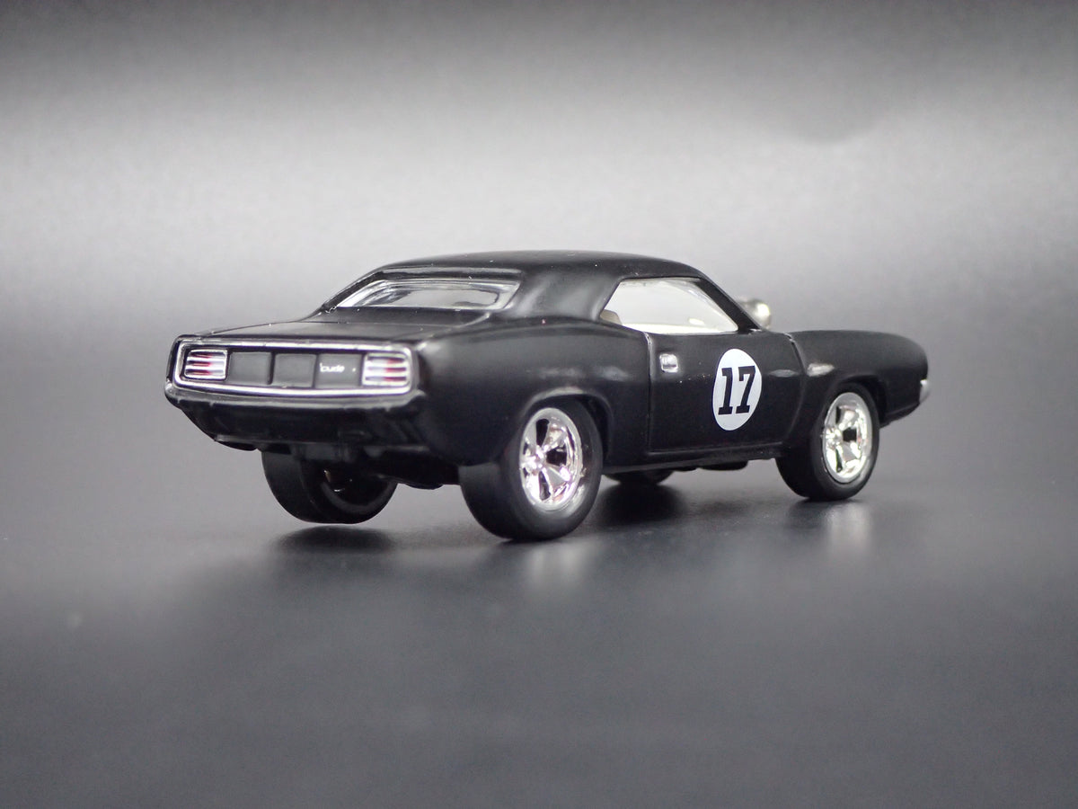 1970 70 PLYMOUTH HEMI CUDA BLACK 1:64 SCALE COLLECTIBLE DIECAST MODEL CAR