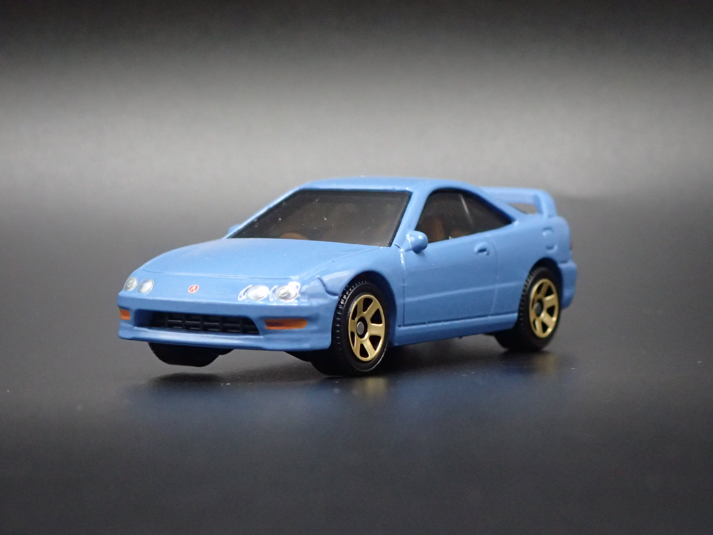 1997-2001 ACURA INTEGRA TYPE R 1:64 SCALE COLLECTIBLE DIORAMA DIECAST MODEL CAR