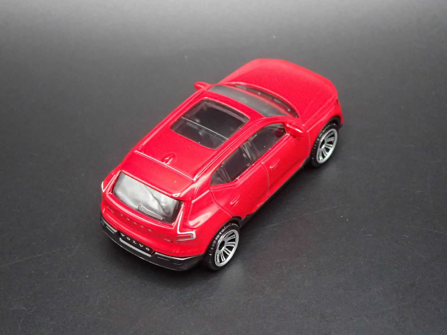 2018-2026 VOLVO XC40 COMPACT SUV 4 DOOR 1:64 SCALE DIORAMA DIECAST MODEL CAR