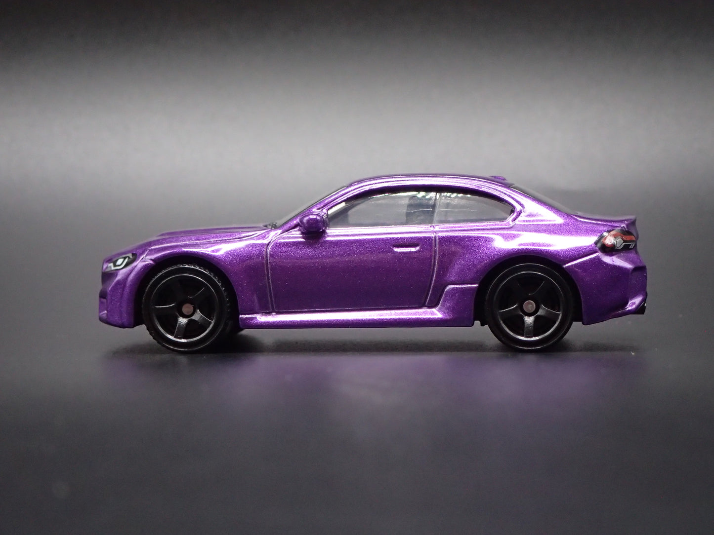 2023-2026 BMW M2 COUPE PURPLE 1:64 SCALE COLLECTIBLE DIECAST MODEL CAR
