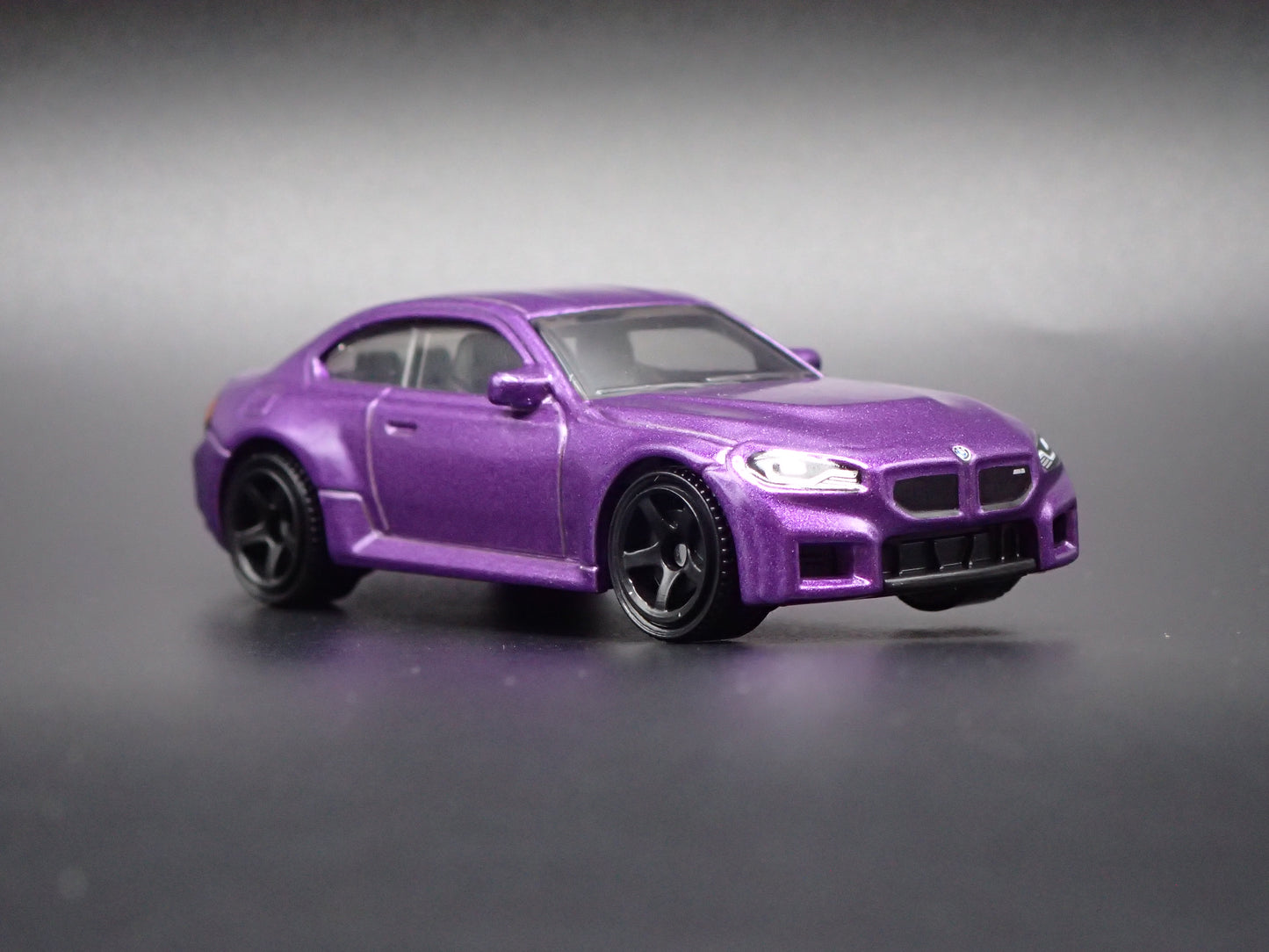 2023-2026 BMW M2 COUPE PURPLE 1:64 SCALE COLLECTIBLE DIECAST MODEL CAR