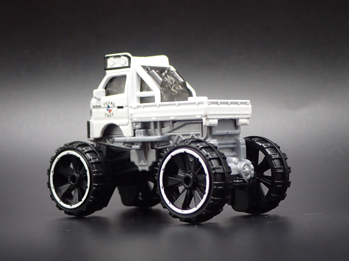 MAZDA AUTOZAM CUSTOM 1:64 SCALE COLLECTIBLE DISPLAY DIECAST MODEL CAR