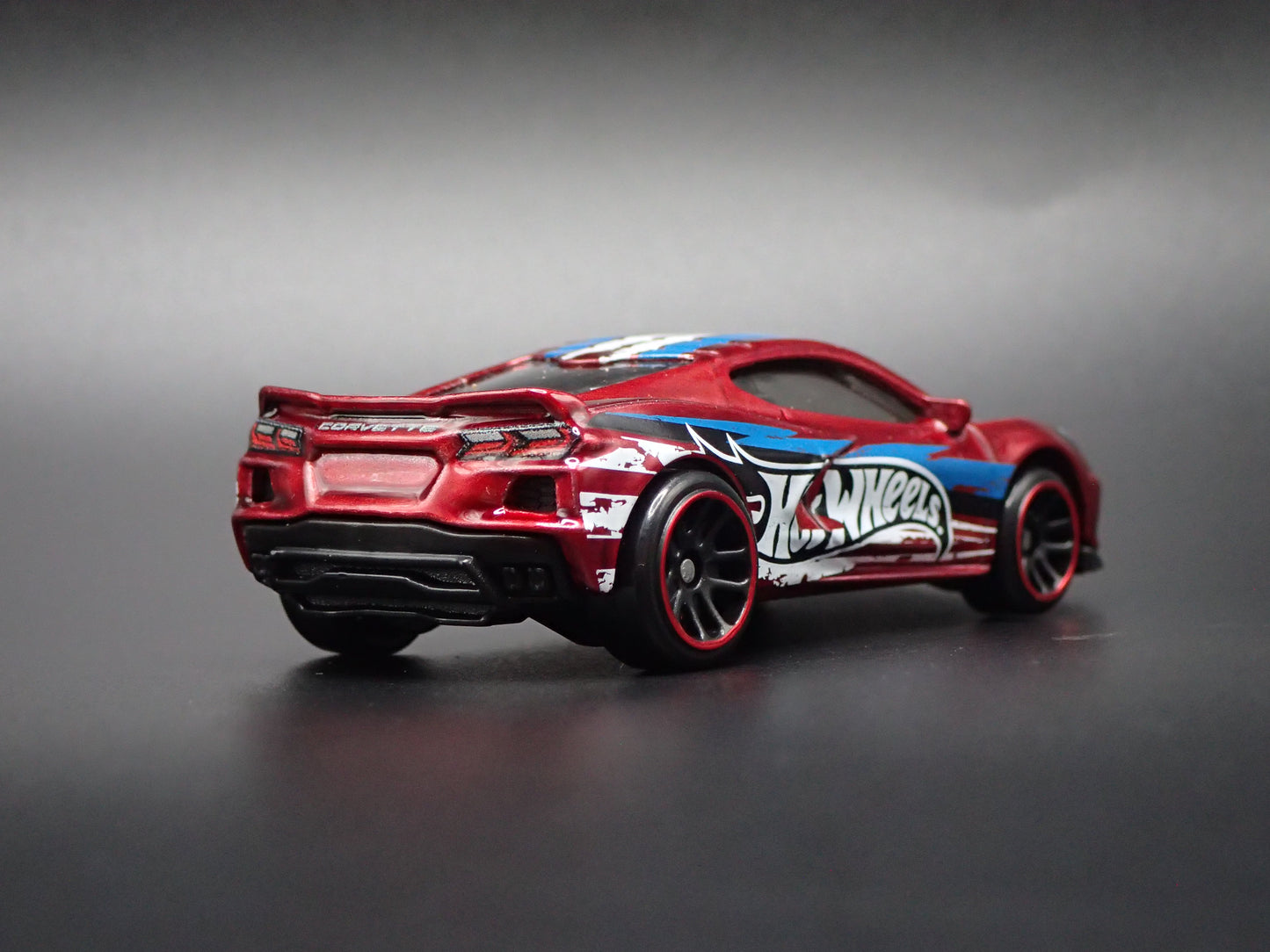 2020-2026 CHEVY CHEVROLET CORVETTE C8 RED 1:64 SCALE DIORAMA DIECAST MODEL CAR