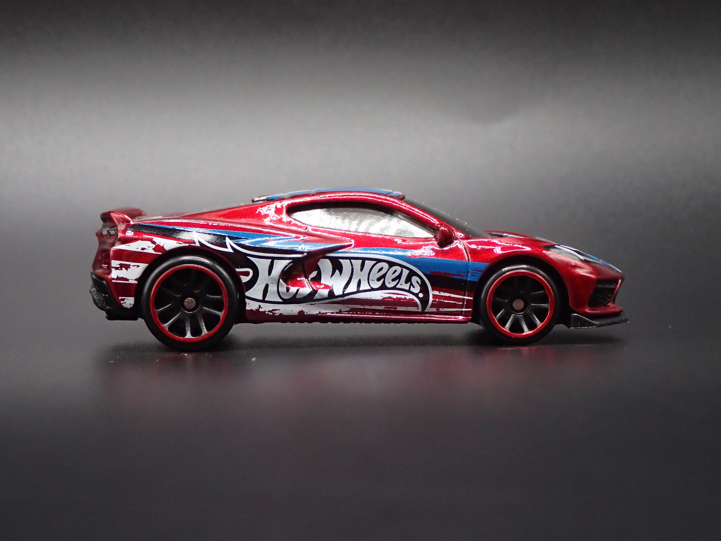 2020-2026 CHEVY CHEVROLET CORVETTE C8 RED 1:64 SCALE DIORAMA DIECAST MODEL CAR