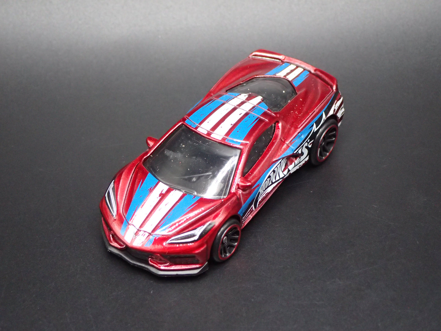 2020-2026 CHEVY CHEVROLET CORVETTE C8 RED 1:64 SCALE DIORAMA DIECAST MODEL CAR