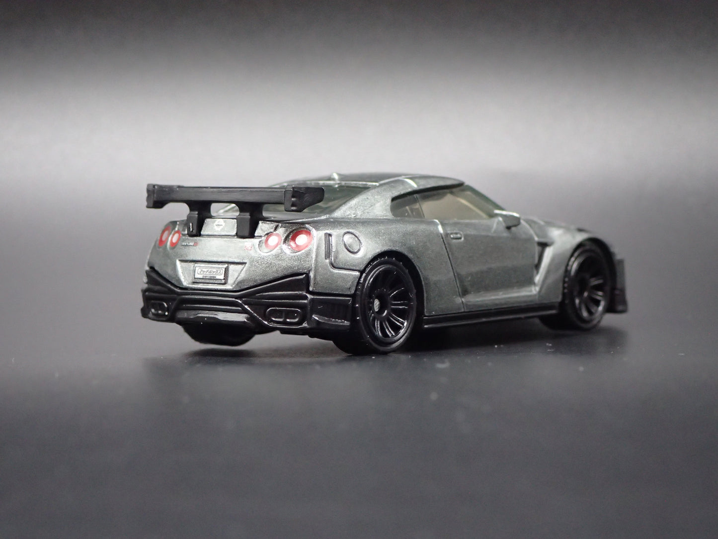 2007-2025 NISSAN GTR R35 NISMO GRAY 1:64 SCALE COLLECTIBLE DIECAST MODEL CAR