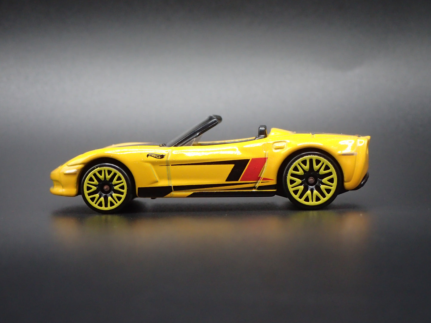 2005-2013 CHEVY CHEVROLET CORVETTE CONVERTIBLE C6 1:64 SCALE DIECAST MODEL CAR
