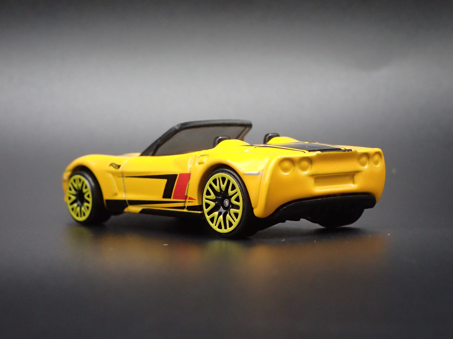 2005-2013 CHEVY CHEVROLET CORVETTE CONVERTIBLE C6 1:64 SCALE DIECAST MODEL CAR