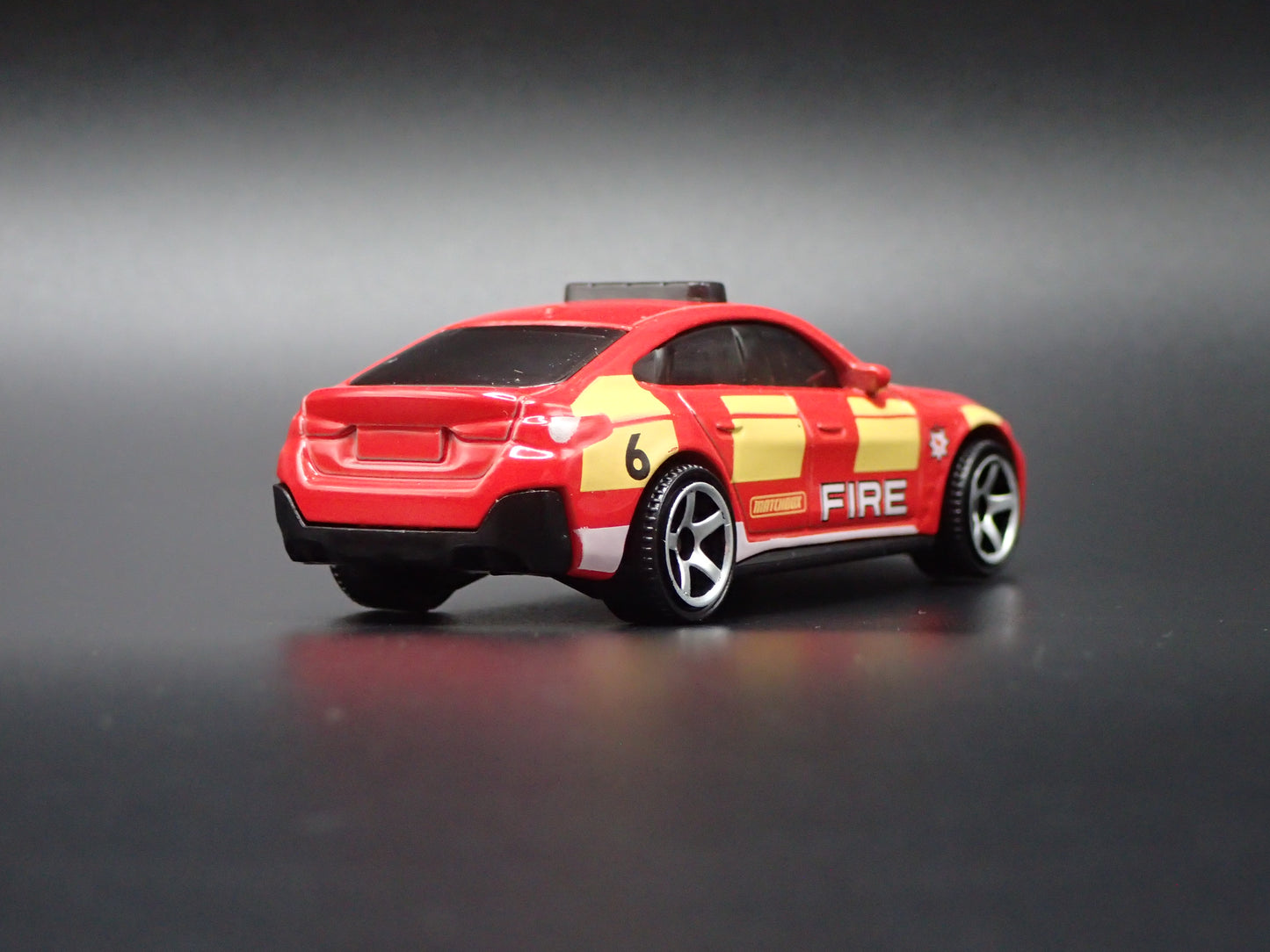2022-2026 BMW i4 POLICE SEDAN FIRE DEPARTMENT CAR 1/64 SCALE DIECAST MODEL CAR