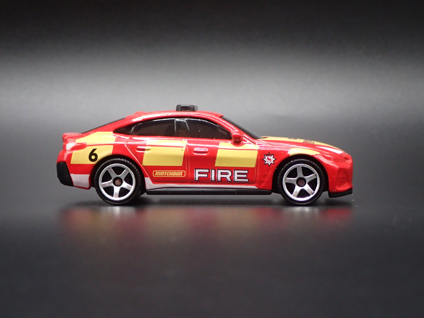 2022-2026 BMW i4 POLICE SEDAN FIRE DEPARTMENT CAR 1/64 SCALE DIECAST MODEL CAR