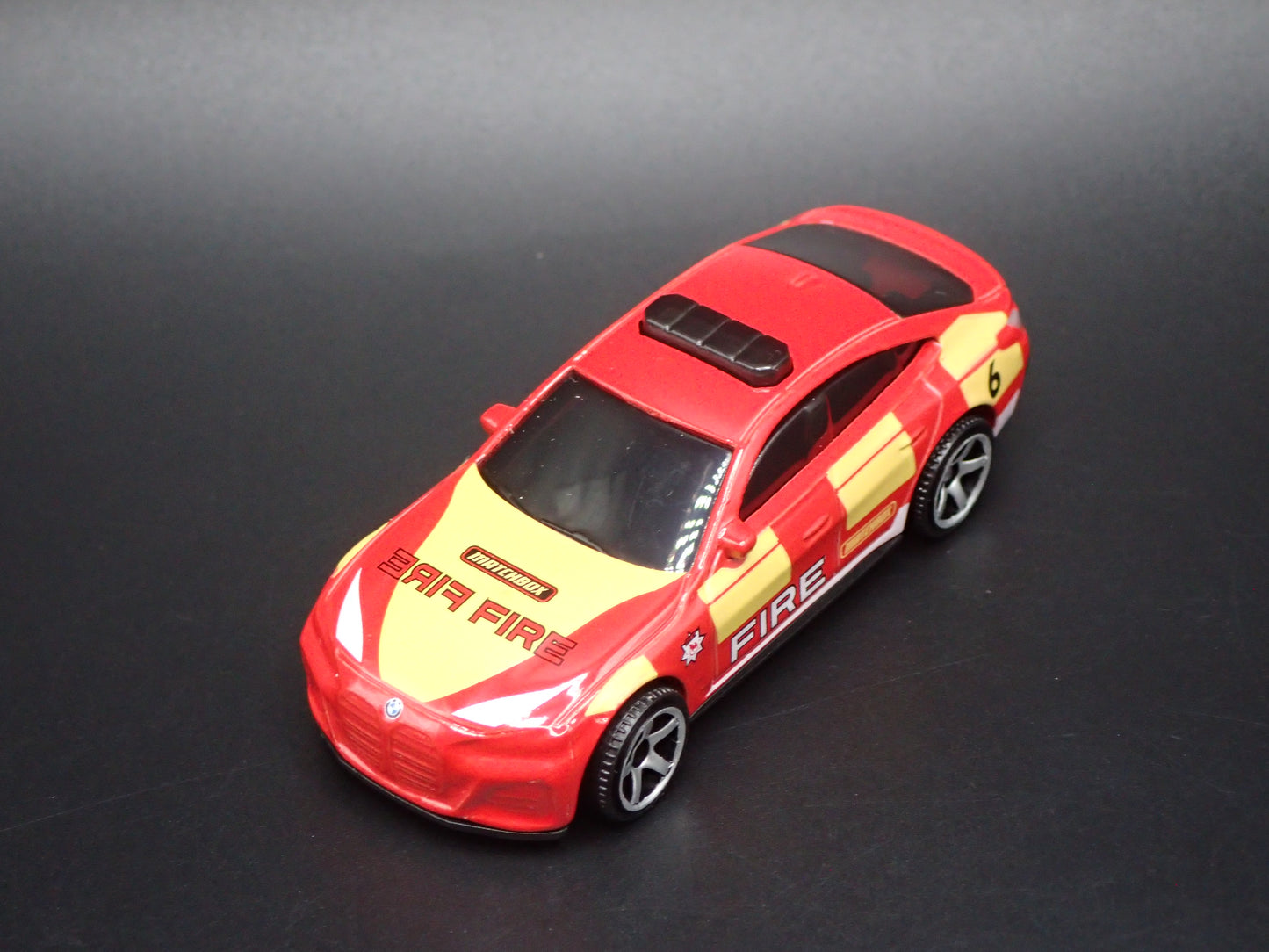 2022-2026 BMW i4 POLICE SEDAN FIRE DEPARTMENT CAR 1/64 SCALE DIECAST MODEL CAR