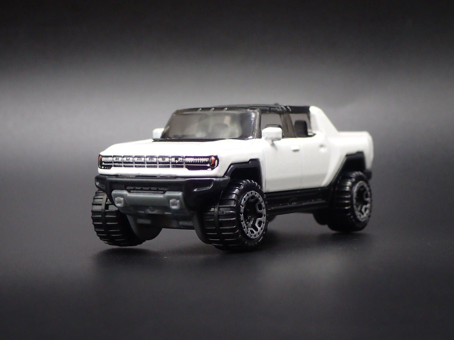 2022-2026 HUMMER EV ELECTRIC PICKUP TRUCK WHITE 1:64 SCALE DIECAST MODEL CAR