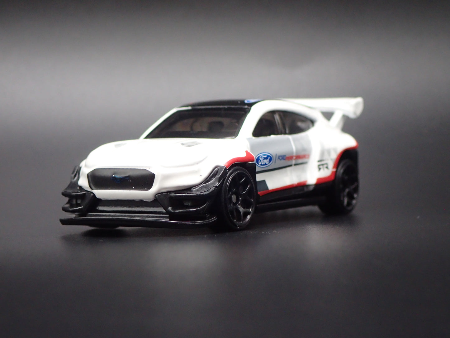 2021-2026 FORD MUSTANG MACH E RACING ELECTRIC SUV 1/64 SCALE DIECAST MODEL CAR