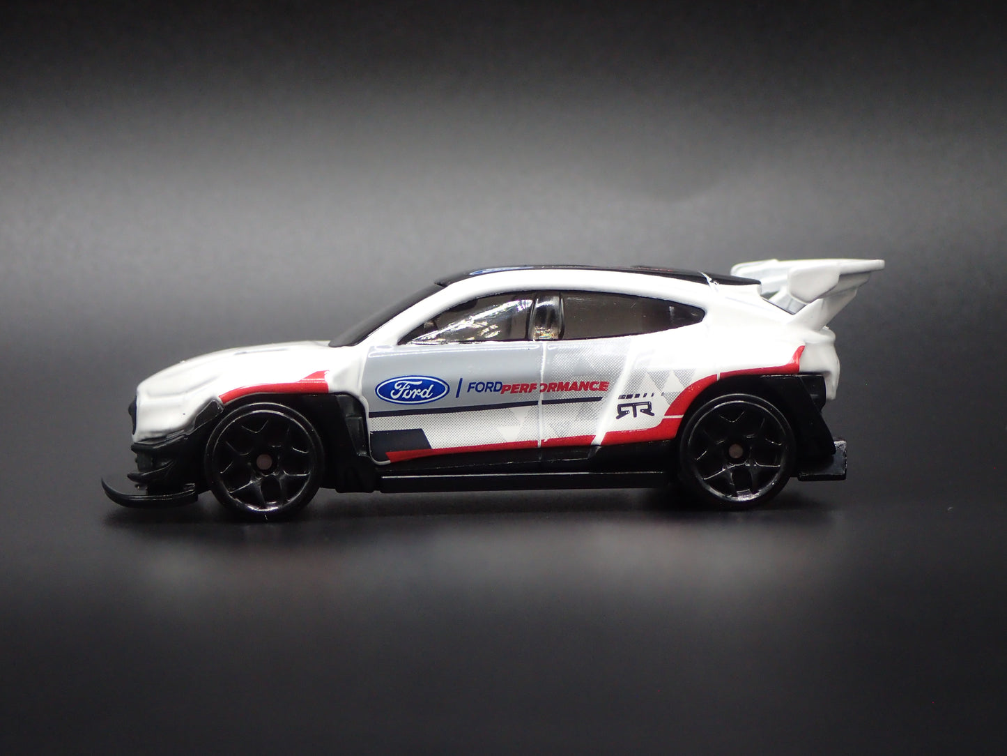 2021-2026 FORD MUSTANG MACH E RACING ELECTRIC SUV 1/64 SCALE DIECAST MODEL CAR