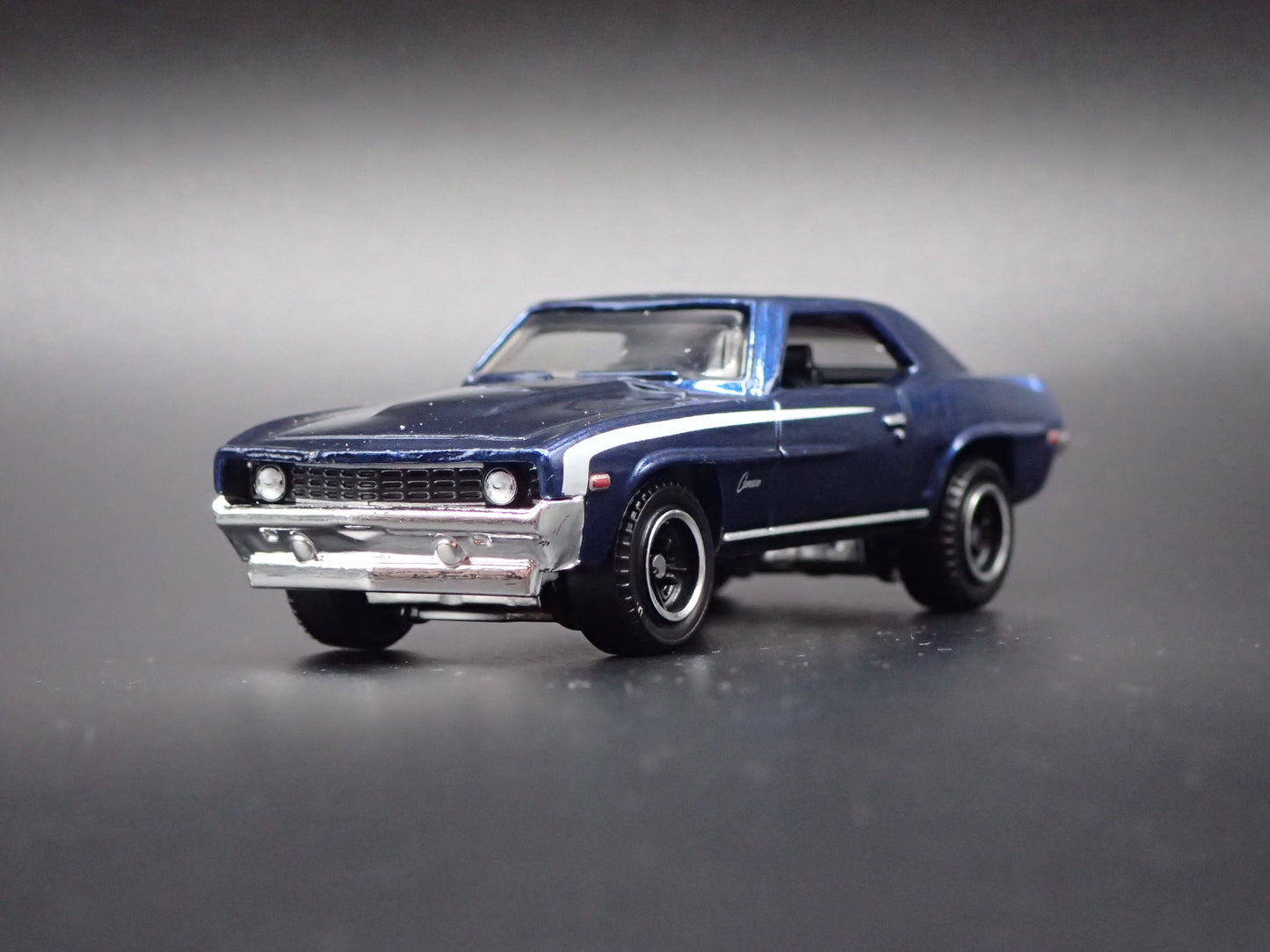 1969 69 CHEVY CHEVROLET CAMARO BLUE 1/64 SCALE COLLECTIBLE DIECAST MODEL CAR