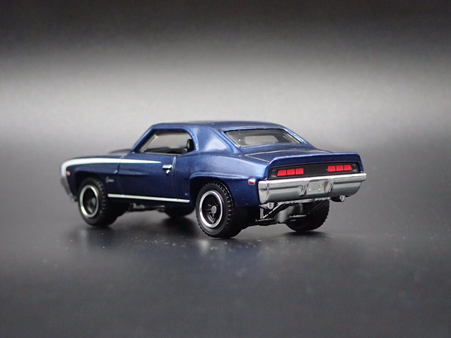 1969 69 CHEVY CHEVROLET CAMARO BLUE 1/64 SCALE COLLECTIBLE DIECAST MODEL CAR