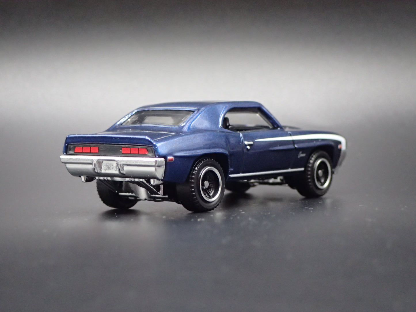 1969 69 CHEVY CHEVROLET CAMARO BLUE 1/64 SCALE COLLECTIBLE DIECAST MODEL CAR
