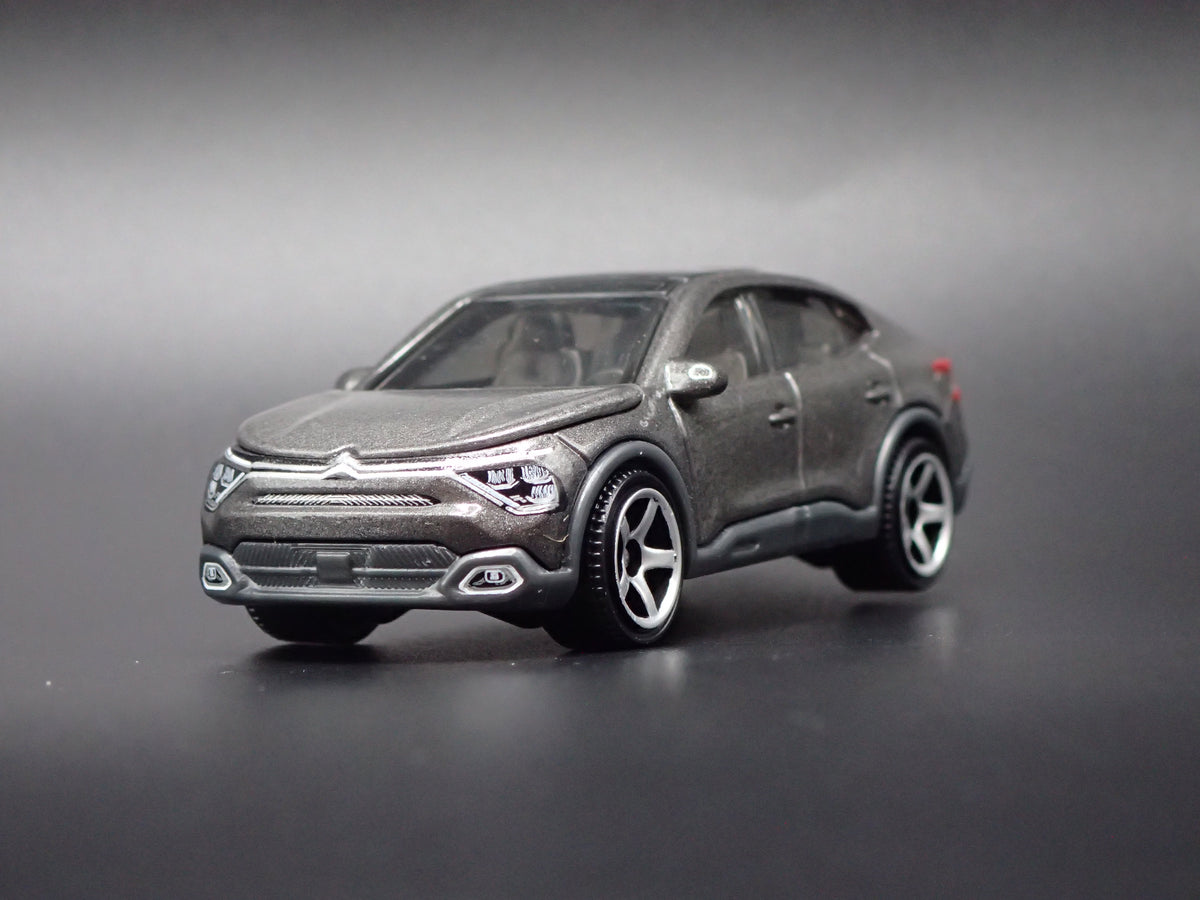 2023-2026 CITROEN E-C4 X GRAY 1:64 SCALE COLLECTIBLE DIORAMA DIECAST MODEL CAR