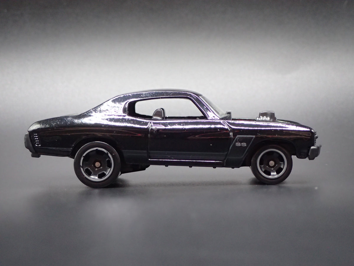 1970 70 CHEVY CHEVROLET CHEVELLE SS BLACK 1:64 SCALE DIORAMA DIECAST MODEL CAR