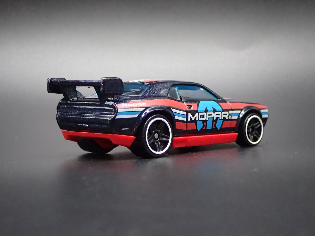 2008-2023 DODGE CHALLENGER DRIFT CAR BLACK 1/64 SCALE DIORAMA DIECAST MODEL CAR