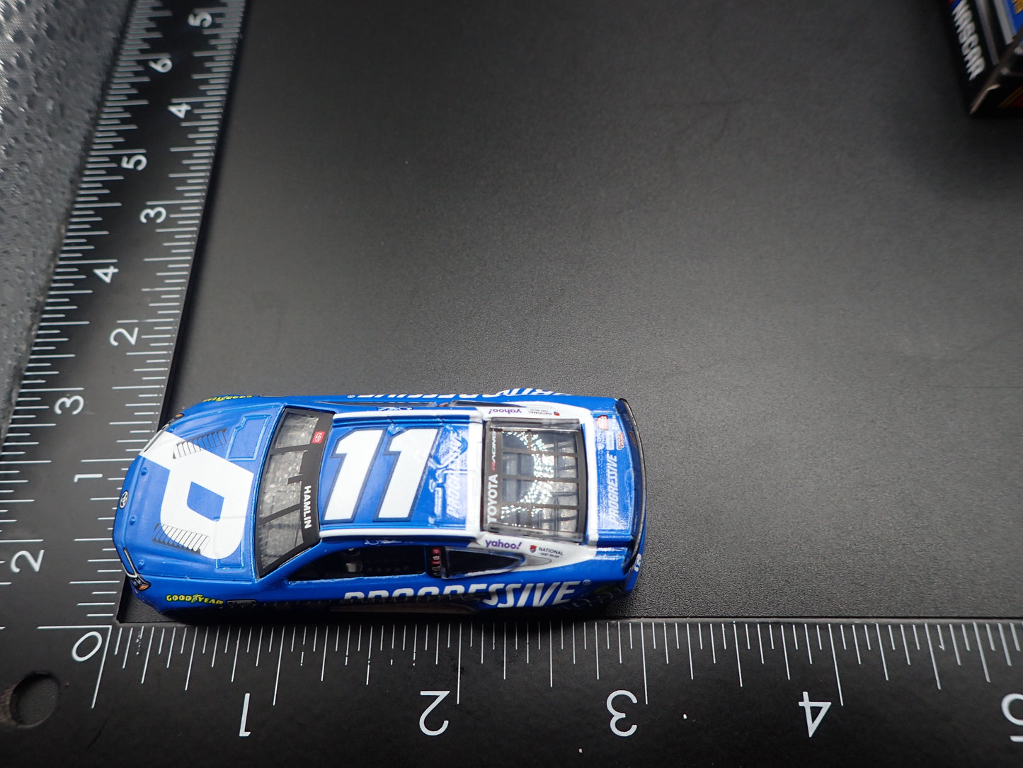 2026 26 TOYOTA CAMRY 11 DENNY HAMLIN PROGRESSIVE NASCAR 1:64 DIECAST MODEL CAR